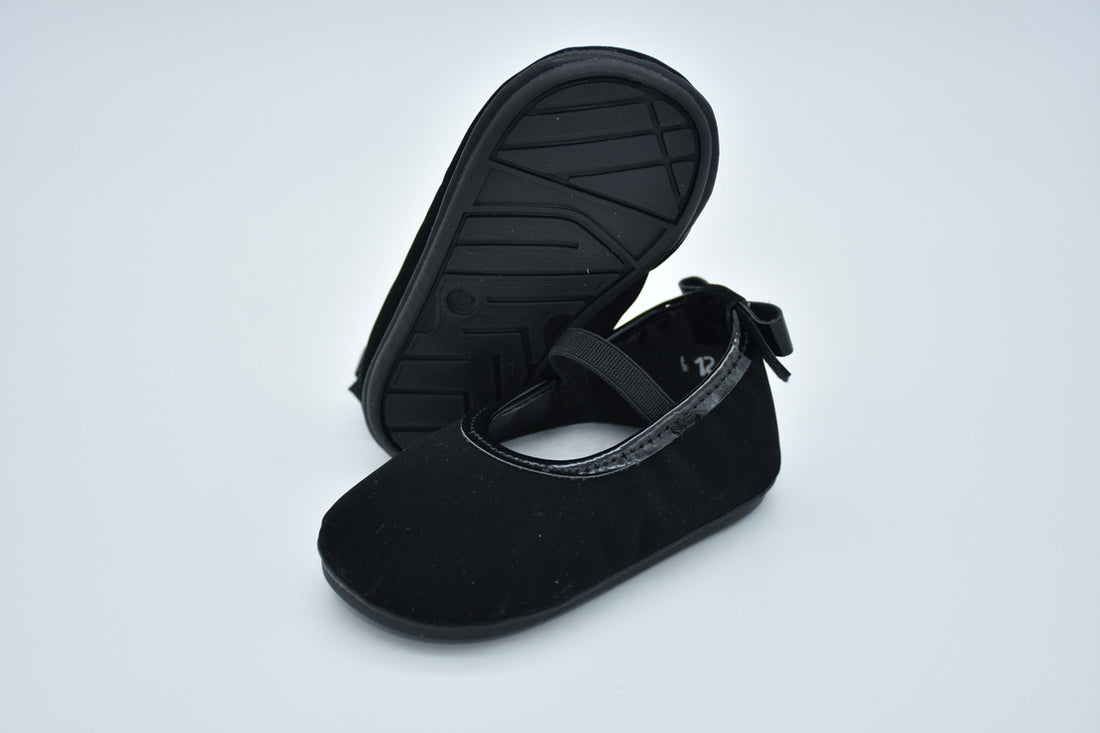 Ballerina Infantil Mirruña En Charol Bucarell Negro Con Moño