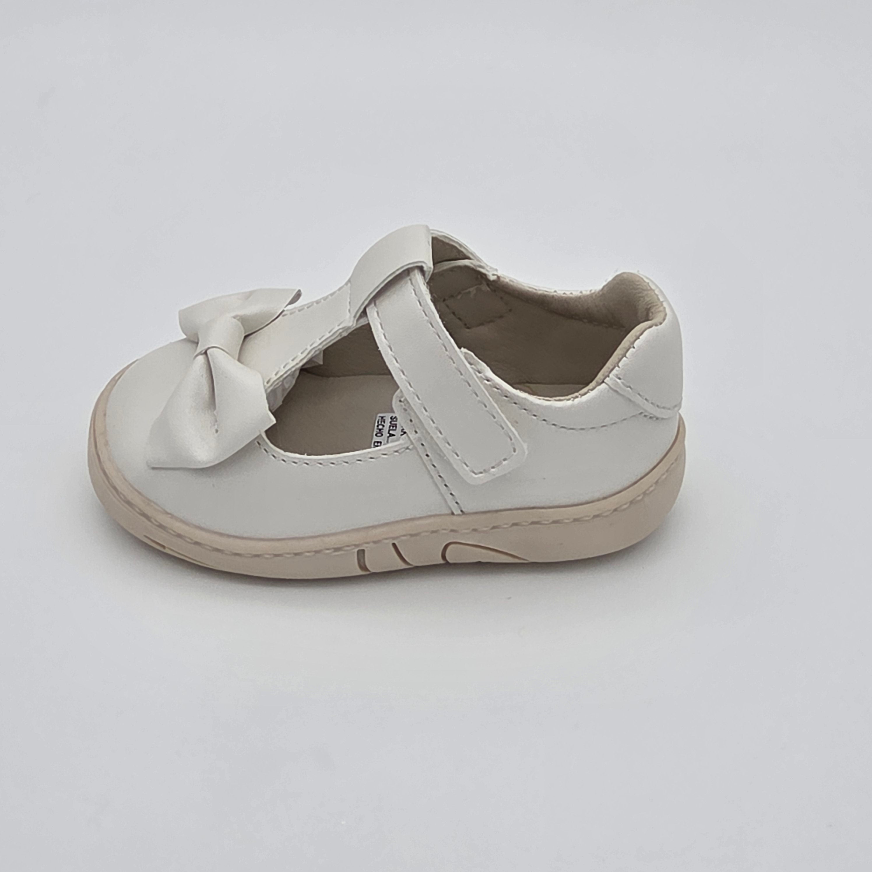 Sandalia Infantil Color Blanco Perla Con Moño