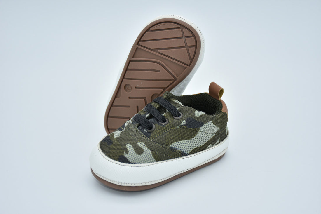 Tenis Infantil Mirruña En Textil Pvc Con Impresión Camuflaje Verde